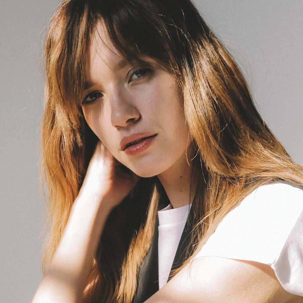 first picture _ valentin website bucharest srgb